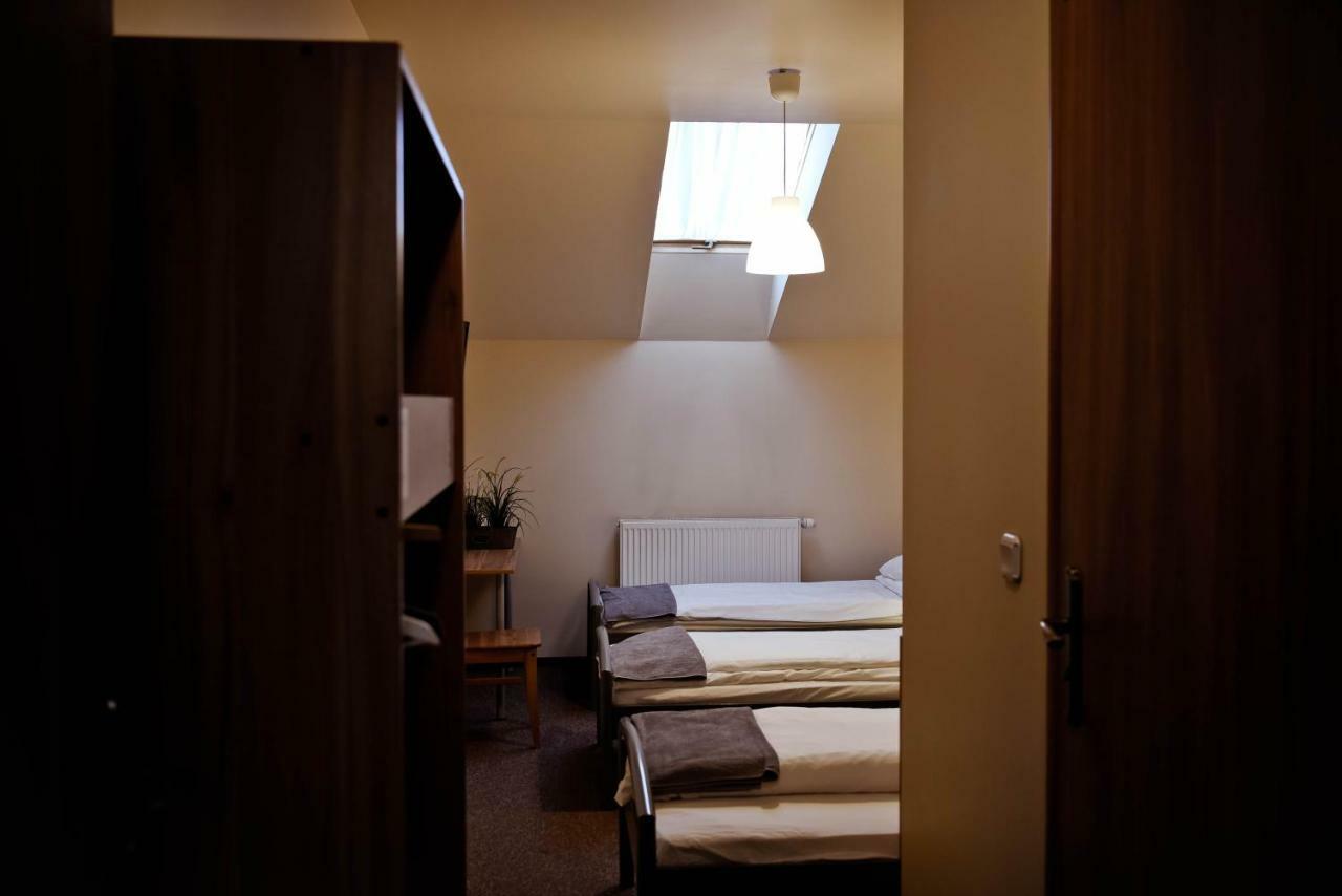 Homestay Kolumny 217- Tanie Noclegi Pracownicze, Parking Bezplatny *