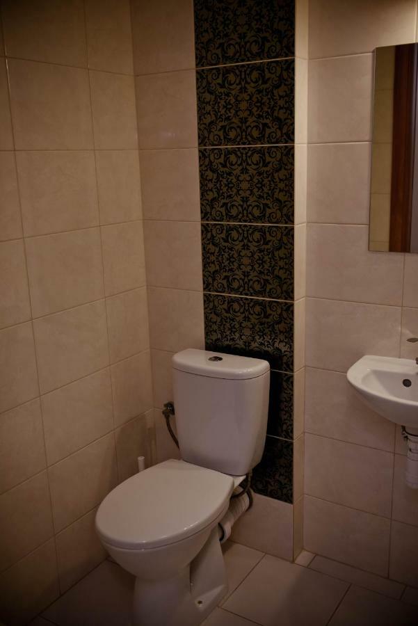 Kolumny 217- Tanie Noclegi Pracownicze, Parking Bezplatny * Lodz (Lodz)